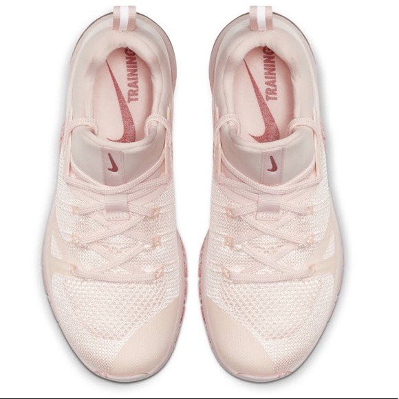 nike women's metcon flyknit 3